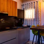 Cano Parras Apartment Hervas