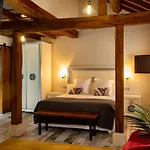 Apartment Cano Parras *